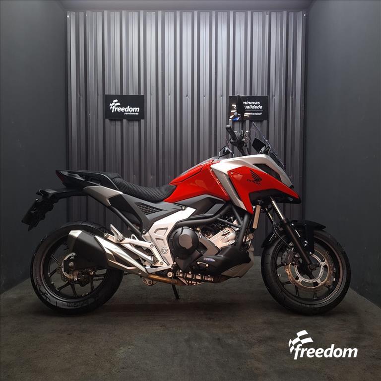 Moto HONDA do modelo NC 750X ABS DCT 2024/2025