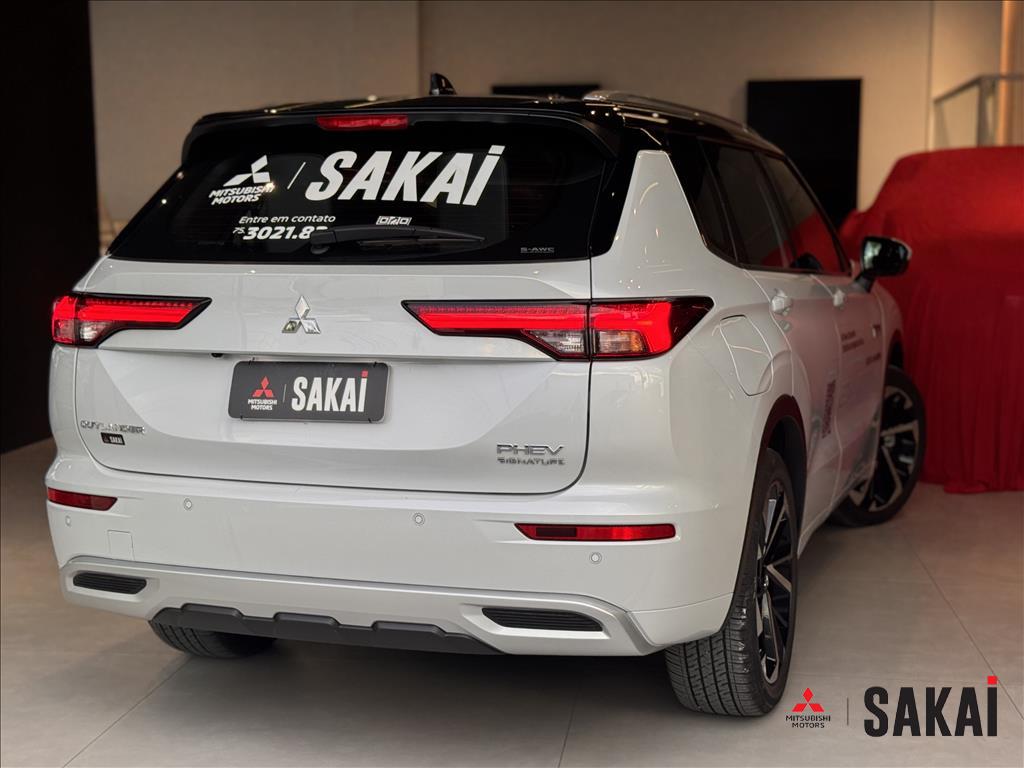 Mitsubishi-OUTLANDER-2.4 PHEV SIGNATURE S-AWC DHT