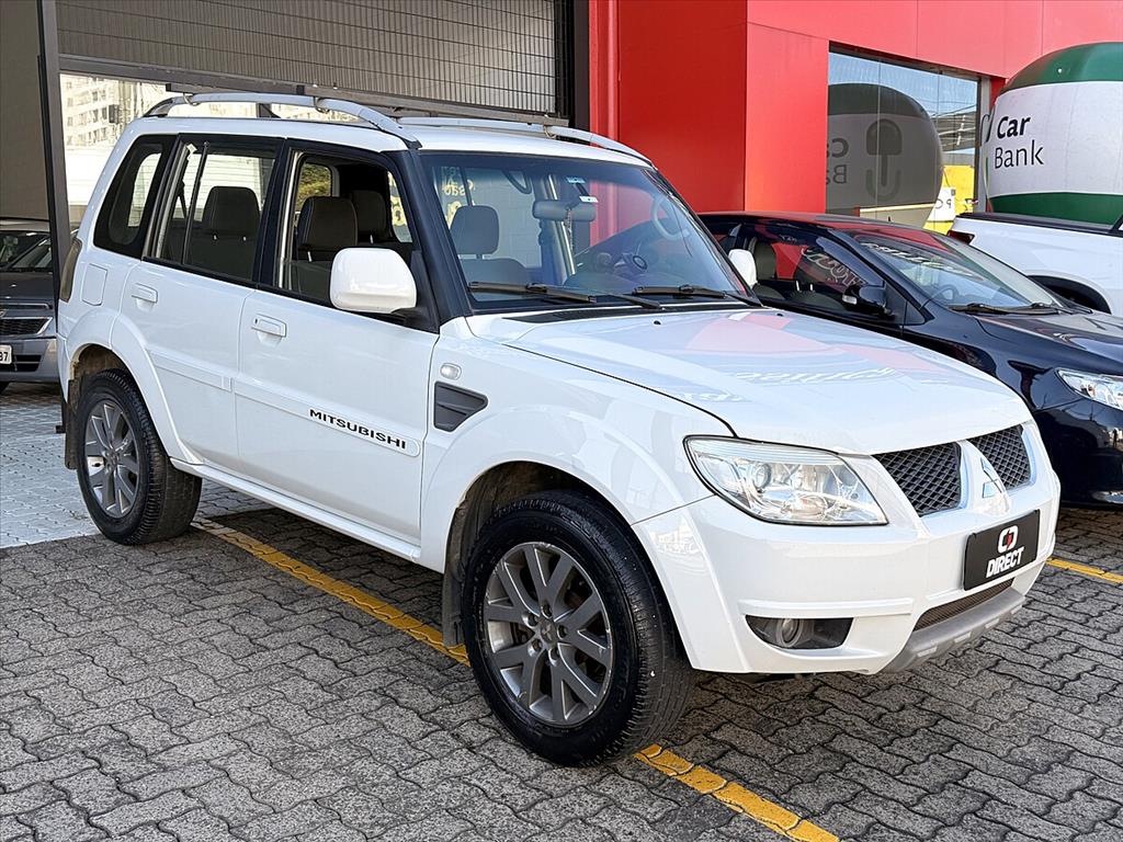 Mitsubishi Pajero Tr4 - 2.0 4X2 16V 140CV FLEX 4P AUTOMÁTICO