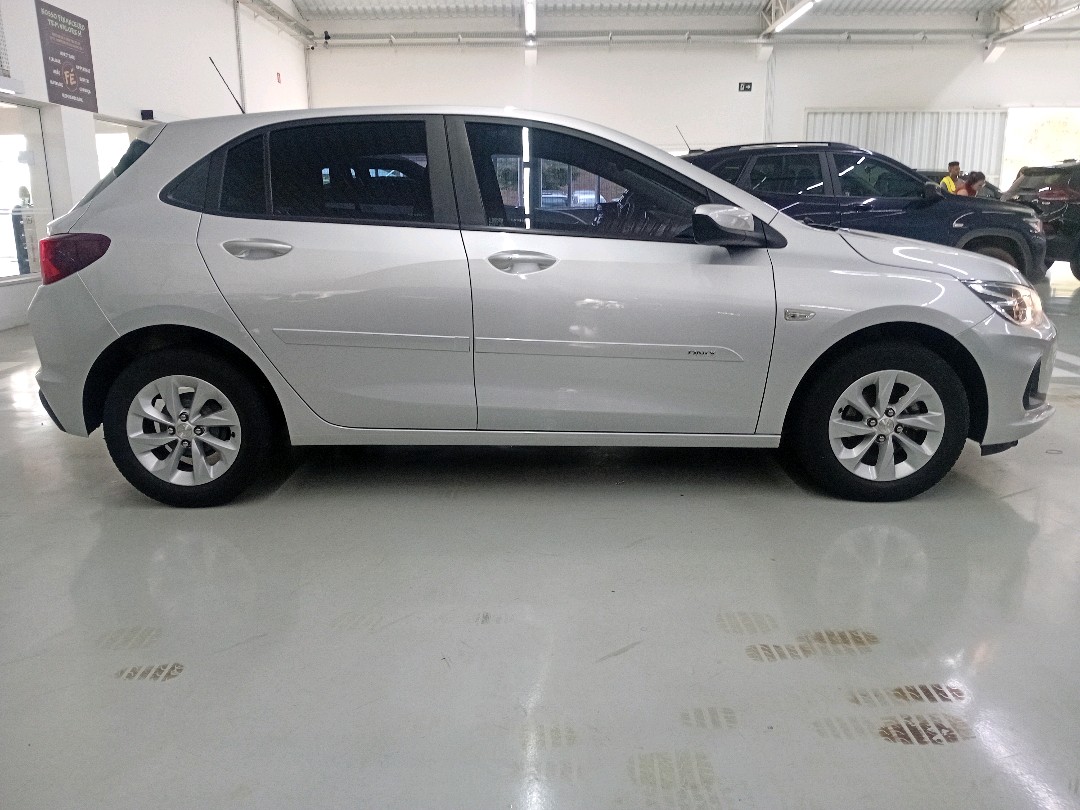 ONIX 1.0 TURBO FLEX LTZ AUTOMÁTICO6