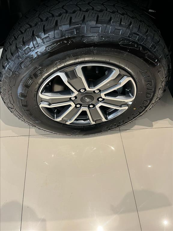 Ford-RANGER-3.0 V6 TURBO DIESEL CD XLT 4X4 AUTOMÁTICO