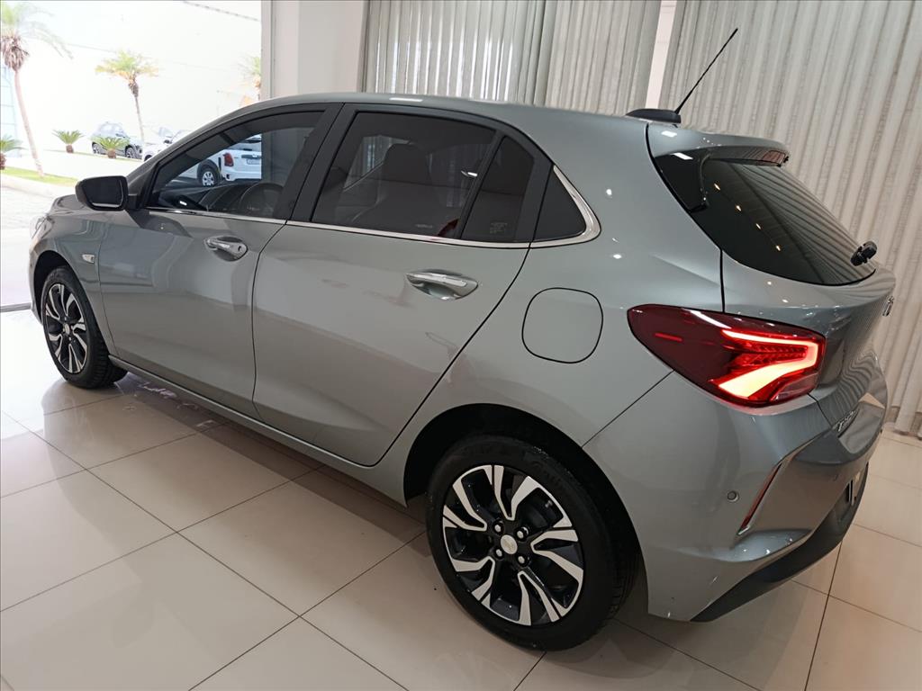 ONIX 1.0 TURBO FLEX PREMIER AUTOMÁTICO5