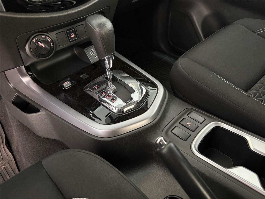 FRONTIER 2.3 16V TURBO DIESEL ATTACK CD 4X4 AUTOMÁTICO15