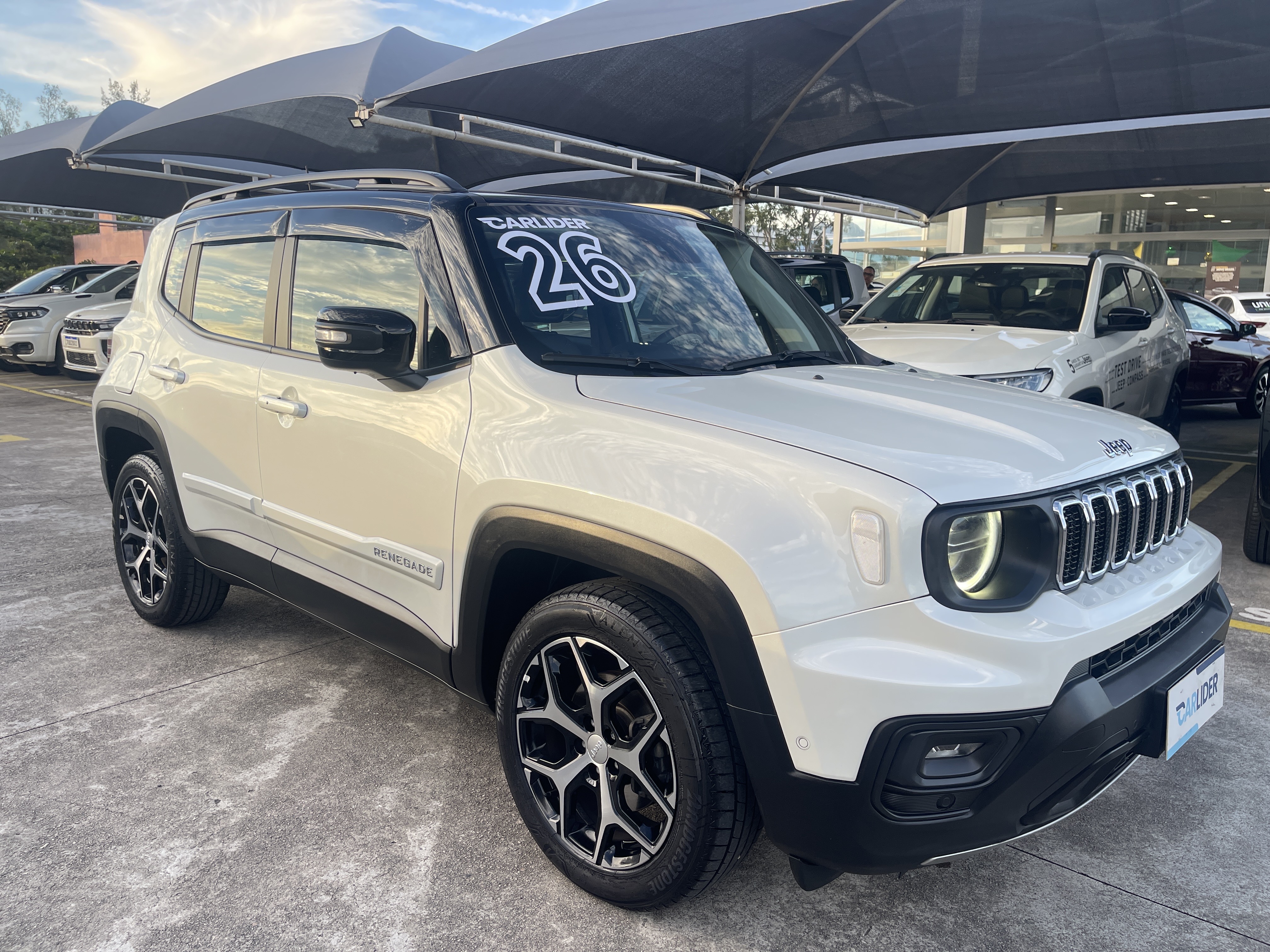 RENEGADE 1.3 T270 TURBO FLEX SAHARA AT61