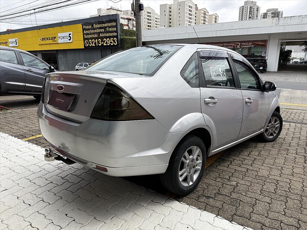 Ford Fiesta - 1.6 MPI CLASS SEDAN 8V FLEX 4P MANUAL