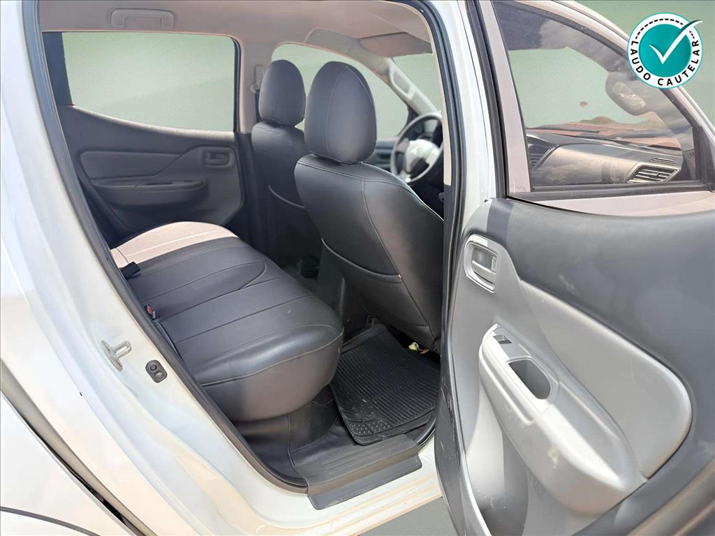 L200 TRITON 2.4 16V TURBO DIESEL GL CD 4X4 MANUAL12