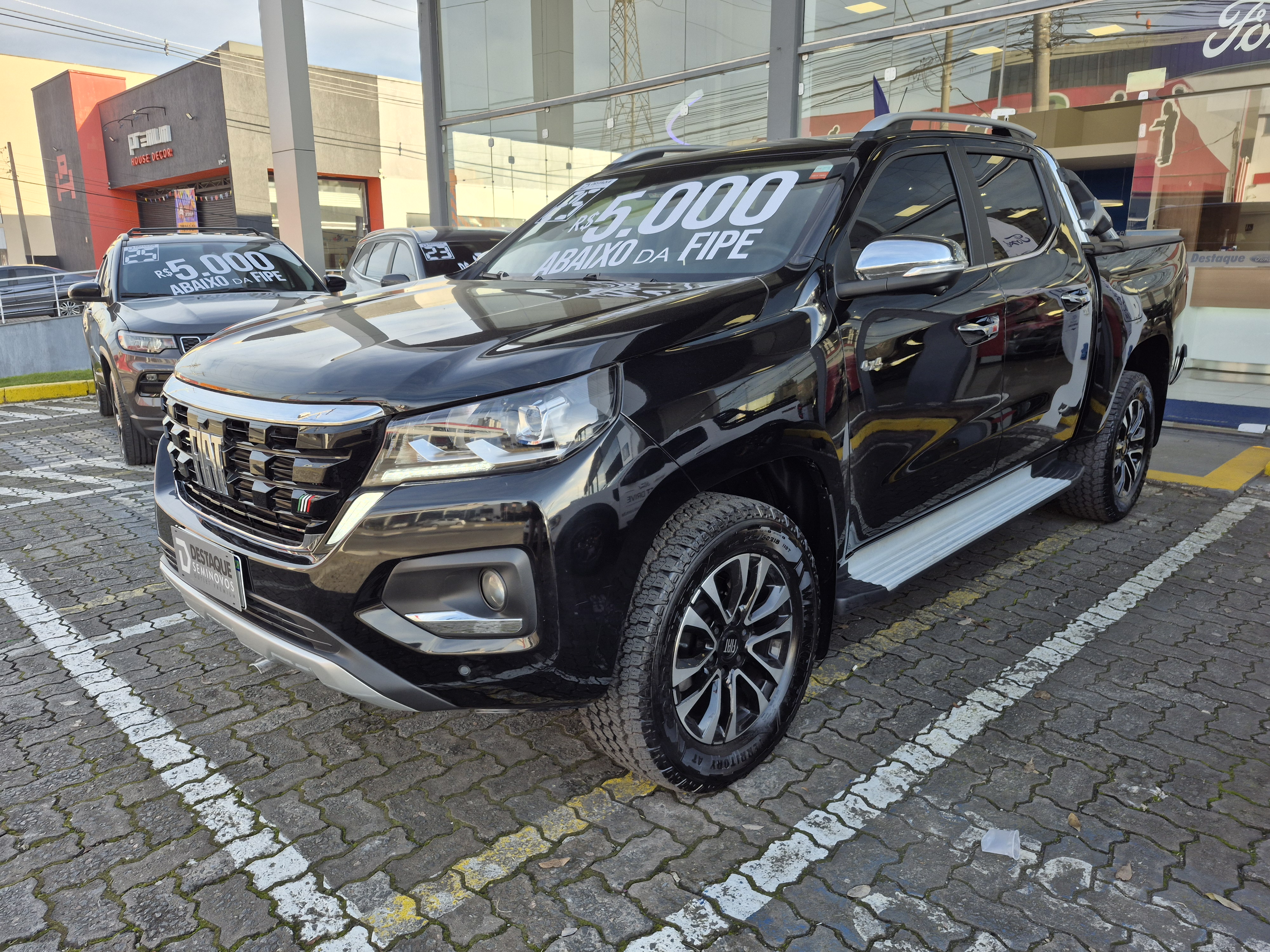 Foto ilustrativa do carro