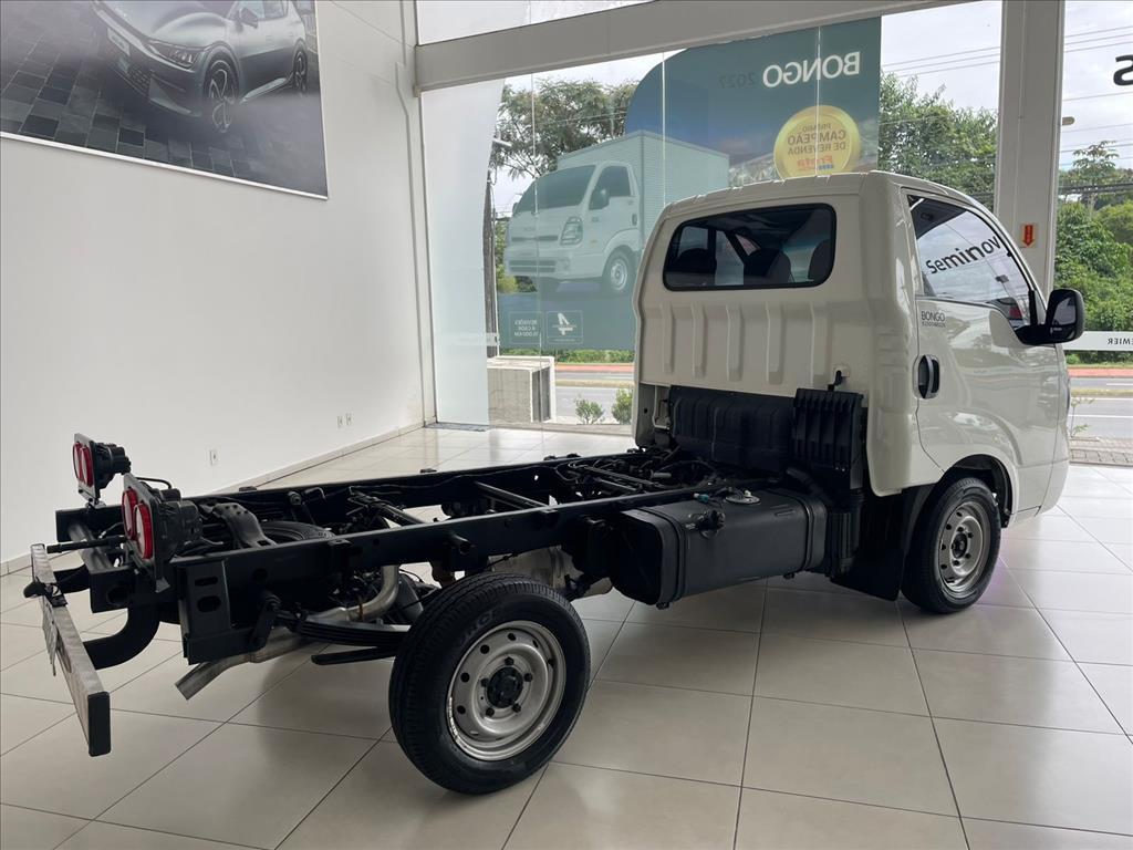 BONGO 2.5 TD DIESEL STD CS MANUAL7