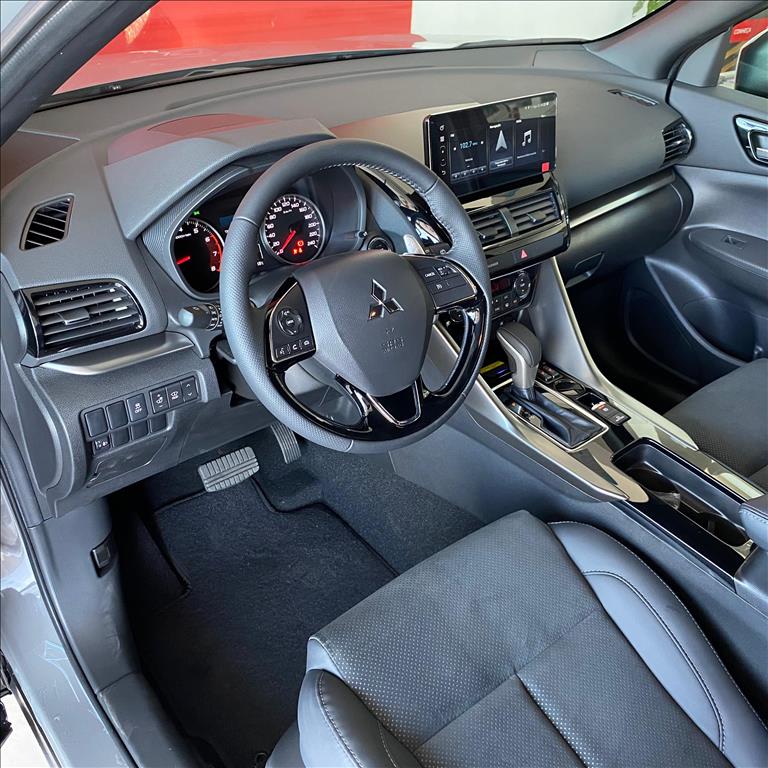 Mitsubishi-ECLIPSE CROSS-1.5 MIVEC TURBO GASOLINA HPE BLACK CVT