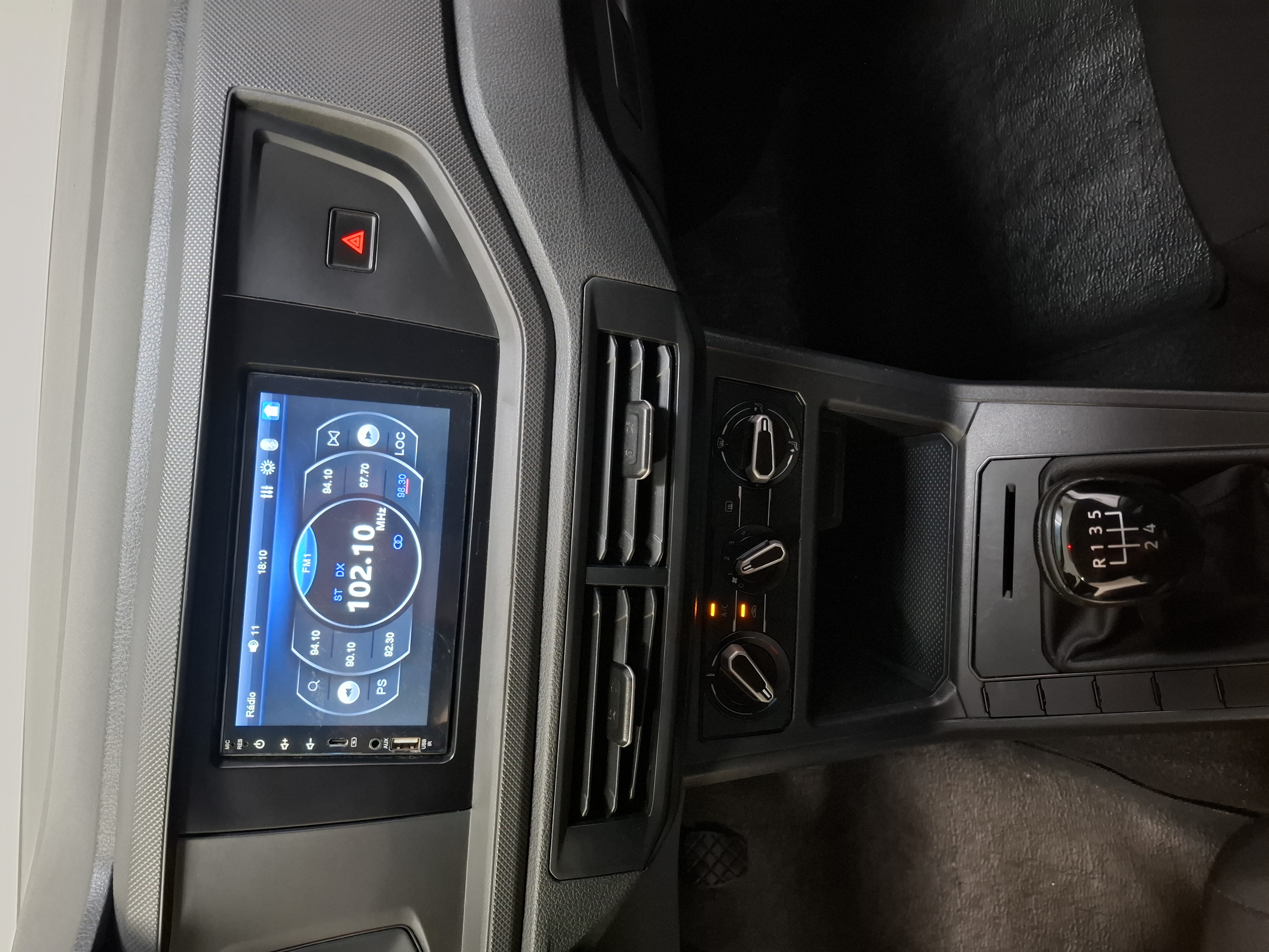 POLO 1.0 MPI ROBUST MANUAL6