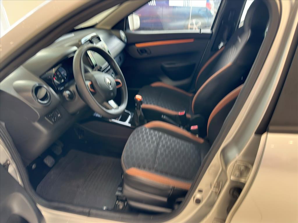 KWID 1.0 12V SCE FLEX OUTSIDER MANUAL4