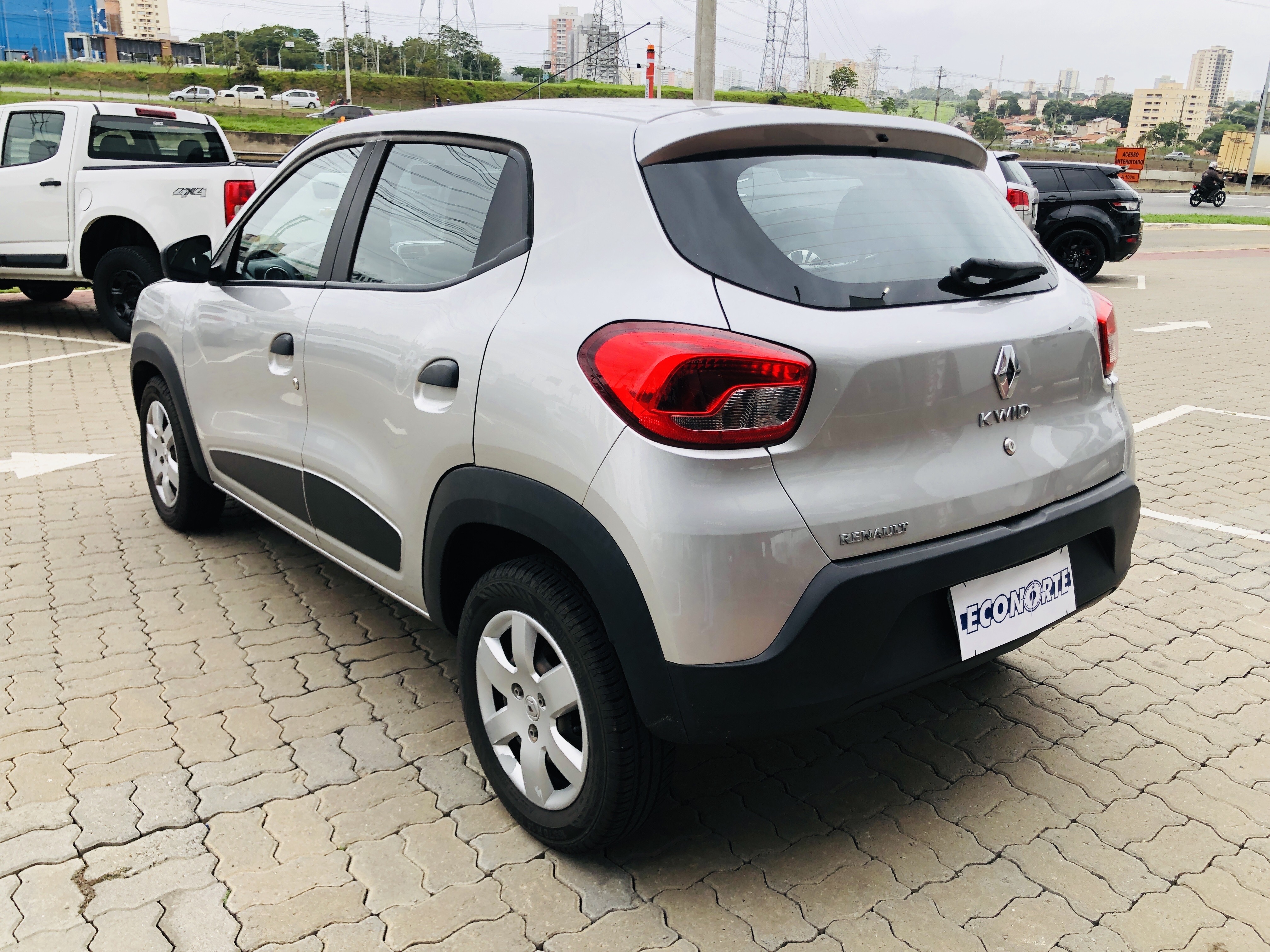 KWID 1.0 12V SCE FLEX ZEN MANUAL5