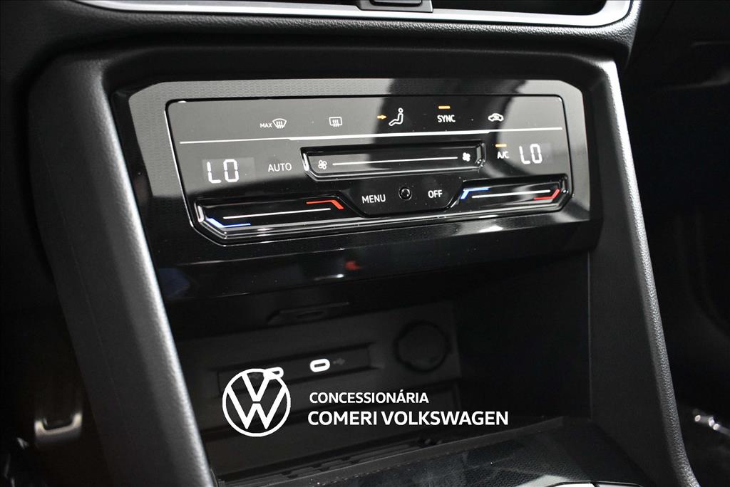 TAOS 1.4 250 TSI TOTAL FLEX HIGHLINE AUTOMÁTICO9