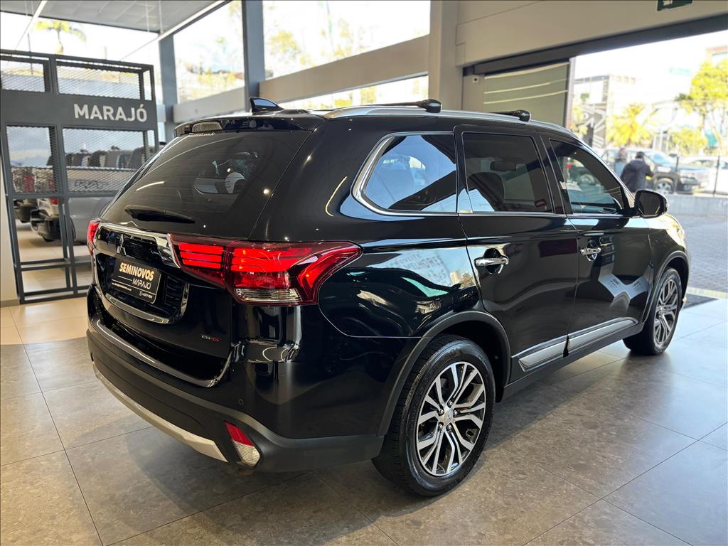 OUTLANDER 2.2 4X4 16V DIESEL 4P AUTOMÁTICO
