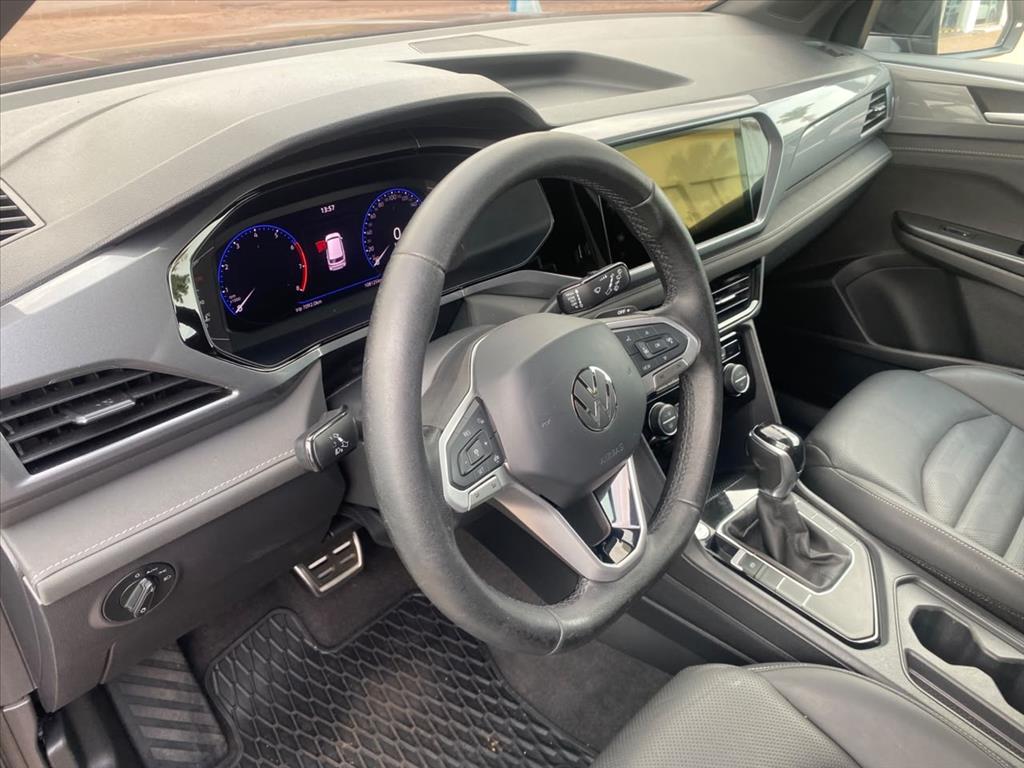 TAOS 1.4 250 TSI TOTAL FLEX HIGHLINE AUTOMÁTICO9