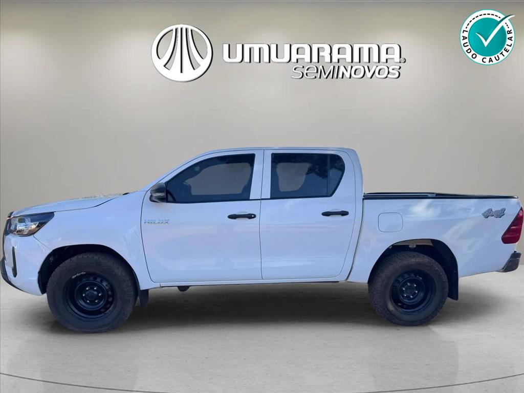 HILUX 2.8 D-4D TURBO DIESEL CD POWER PACK 4X4 MANUAL6