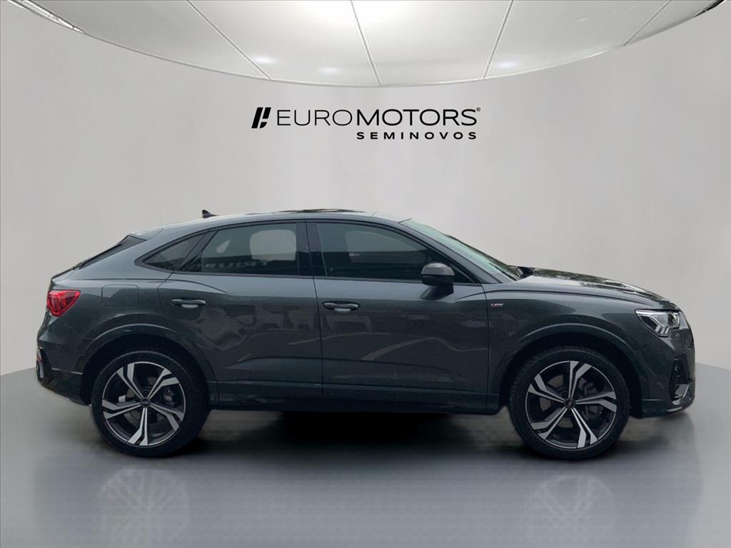 Audi-Q3-2.0 40 TFSI GASOLINA SPORTBACK PERFORMANCE BLACK QUATTRO TIPTRONIC