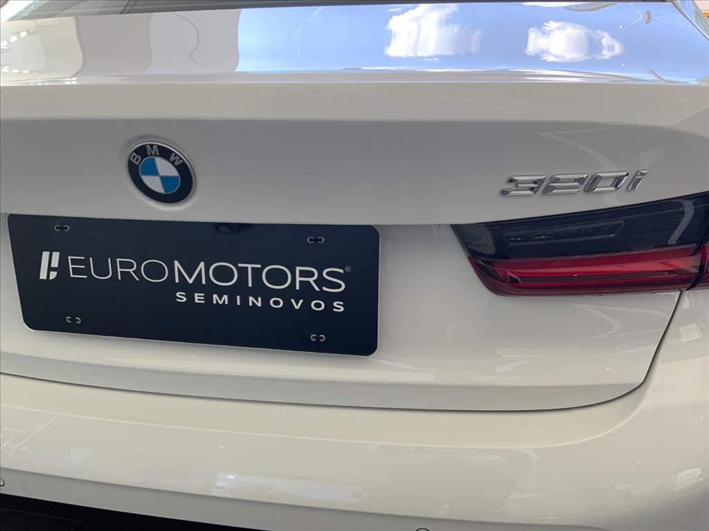 BMW-320i-2.0 16V TURBO FLEX M SPORT AUTOMÁTICO