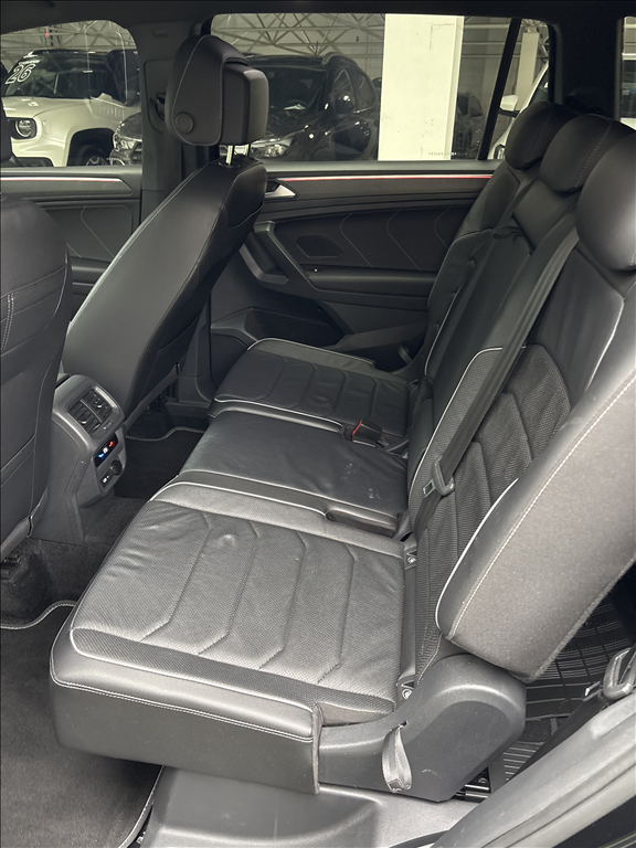 TIGUAN 2.0 300 TSI GASOLINA ALLSPACE R-LINE AUTOMÁTICO6