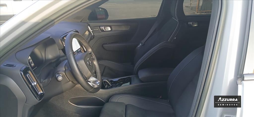 XC40 P8 RECHARGE TWIN ELECTRIC ULTIMATE AWD8