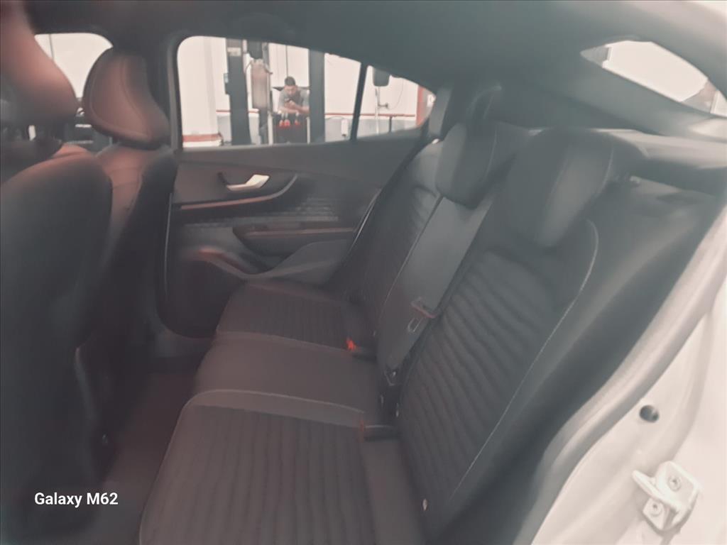 Fiat-FASTBACK-1.0 TURBO 200 FLEX IMPETUS CVT