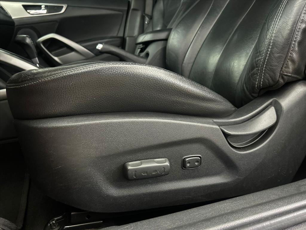 VELOSTER 1.6 16V GASOLINA 3P AUTOMÁTICO10