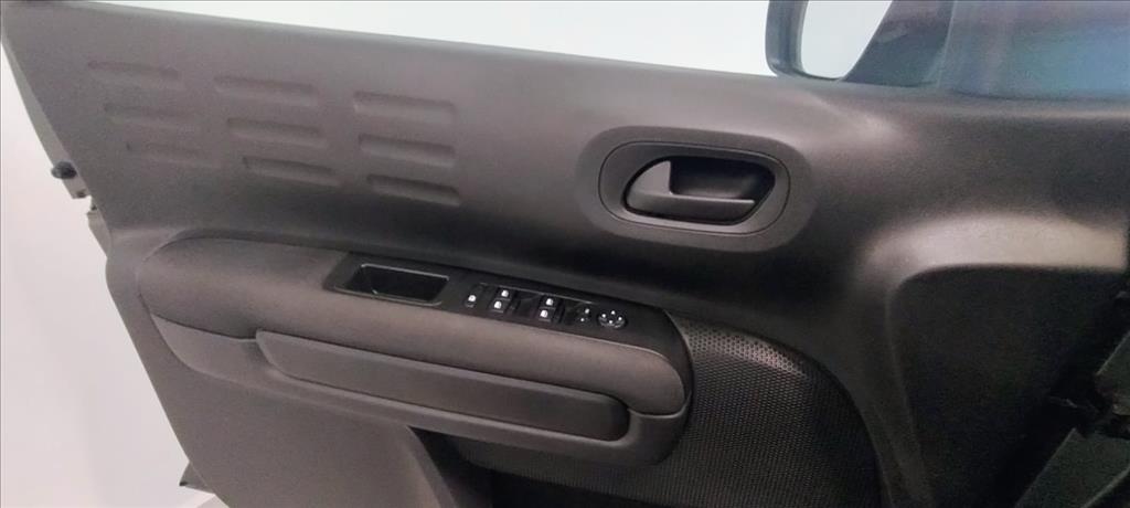 C4 CACTUS 1.6 VTI 120 FLEX X-SERIES EAT6 C4 CACTUS 1.6 VTI 120 FLEX X-SERIES EAT6