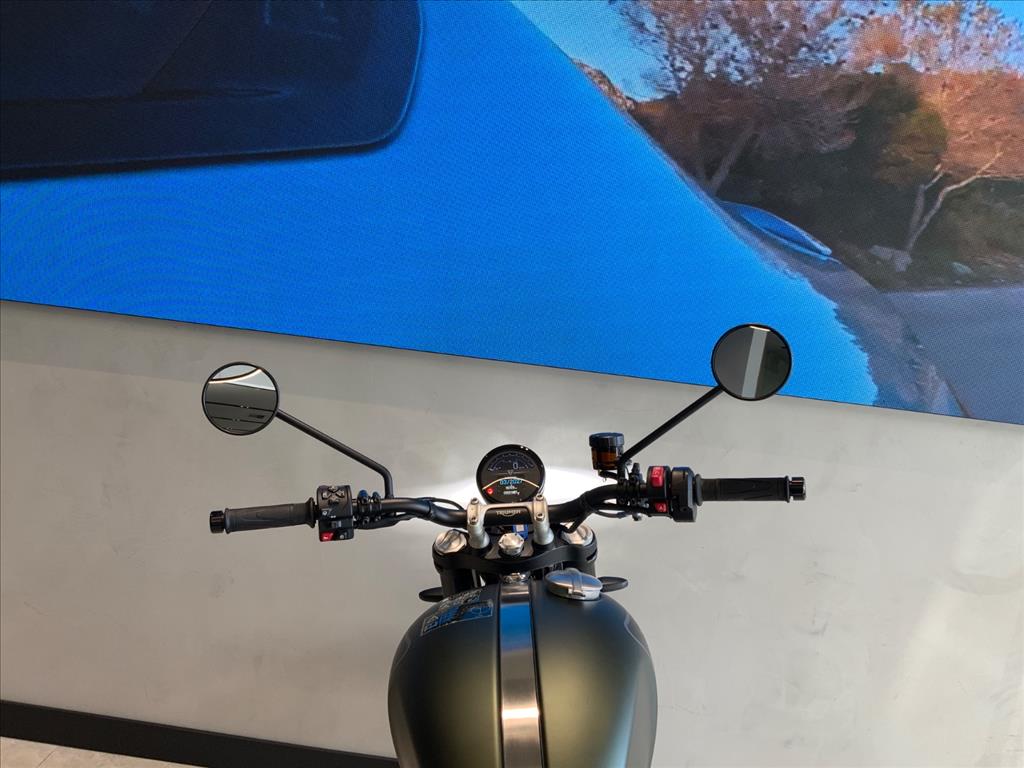 TRIUMPH-BONNEVILLE-SCRAMBLER 1200 X