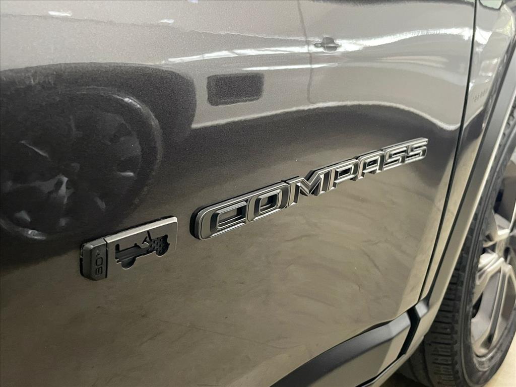 COMPASS 1.3 T270 TURBO FLEX LONGITUDE 80 ANOS AT611