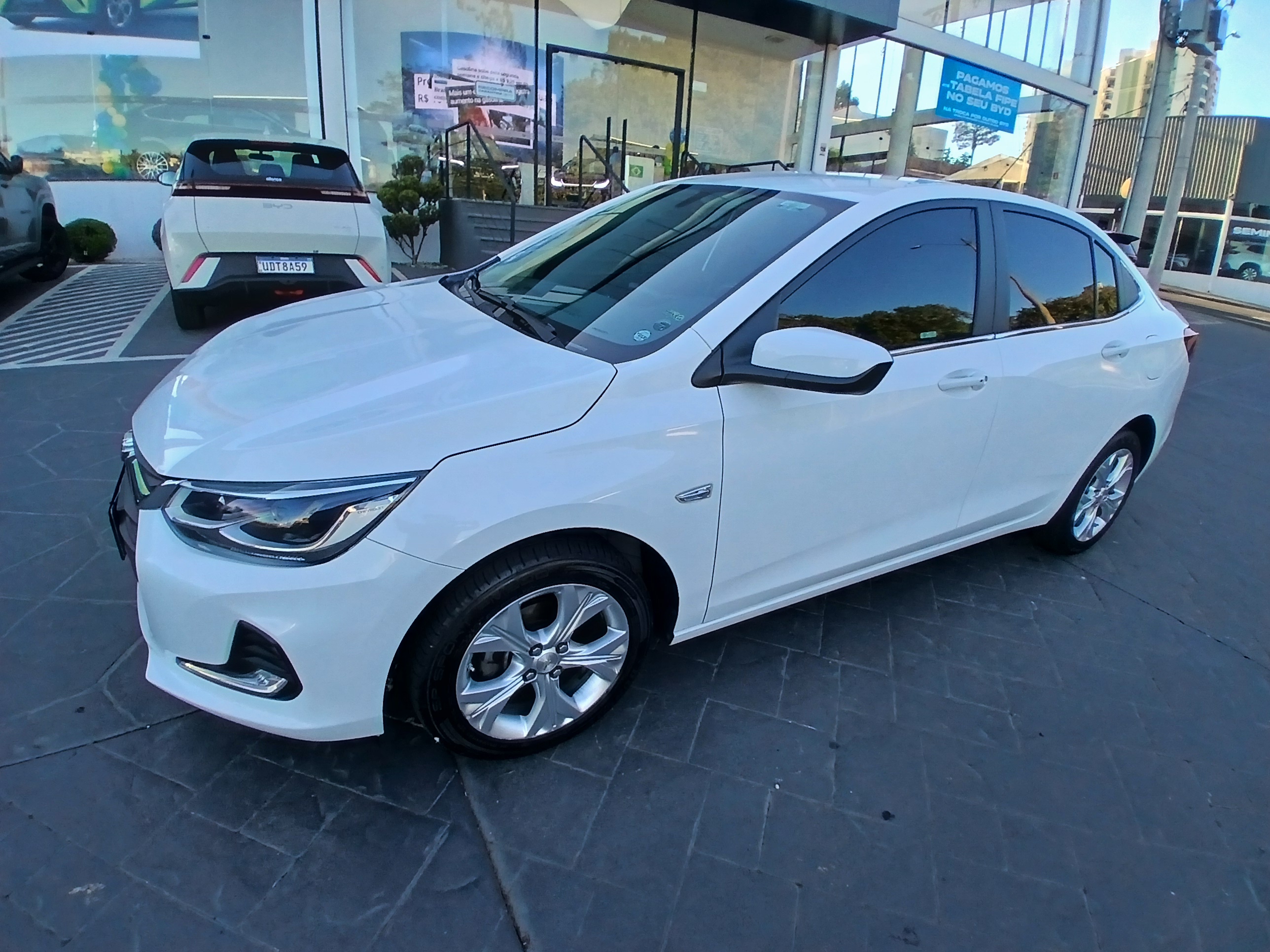 ONIX PLUS 1.0 TURBO FLEX PREMIER AUTOMÁTICO2
