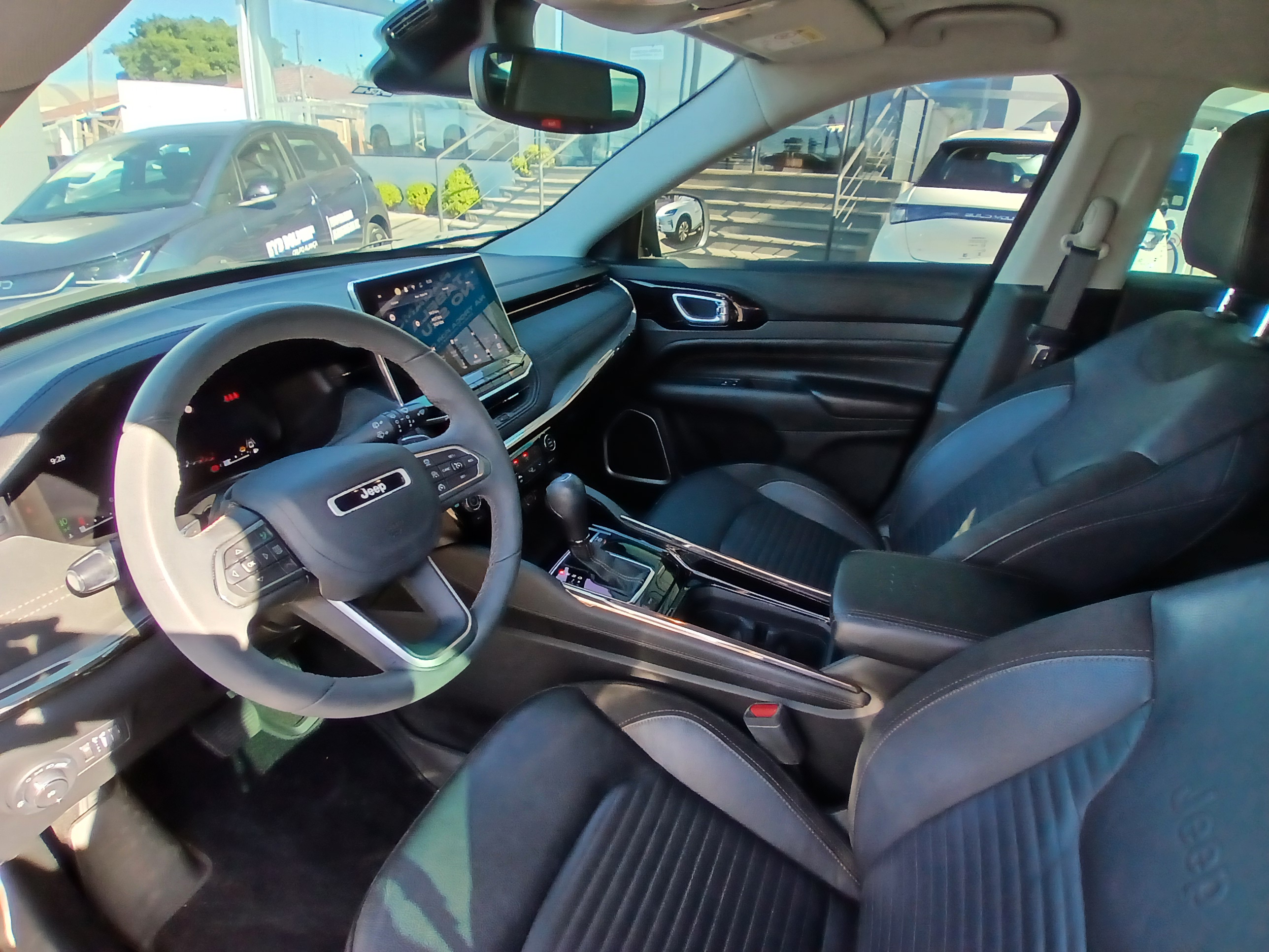 COMMANDER 1.3 T270 TURBO FLEX LIMITED AT69