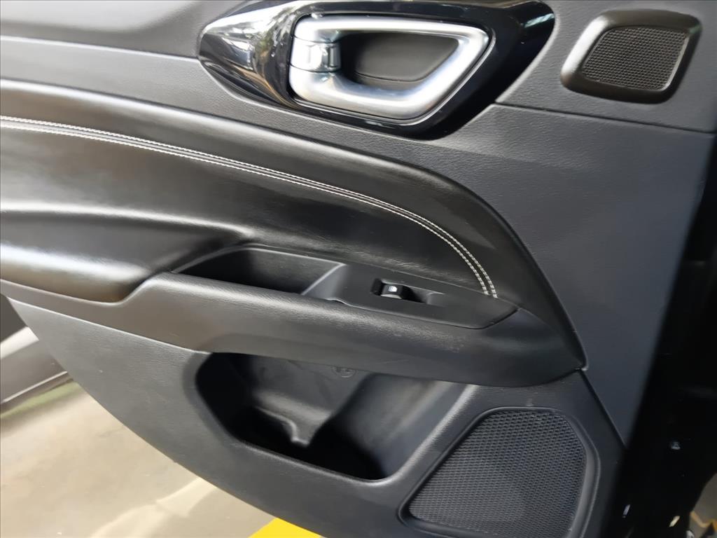 COMPASS 2.0 HURRICANE 4 TURBO GASOLINA BLACKHAWK AT912