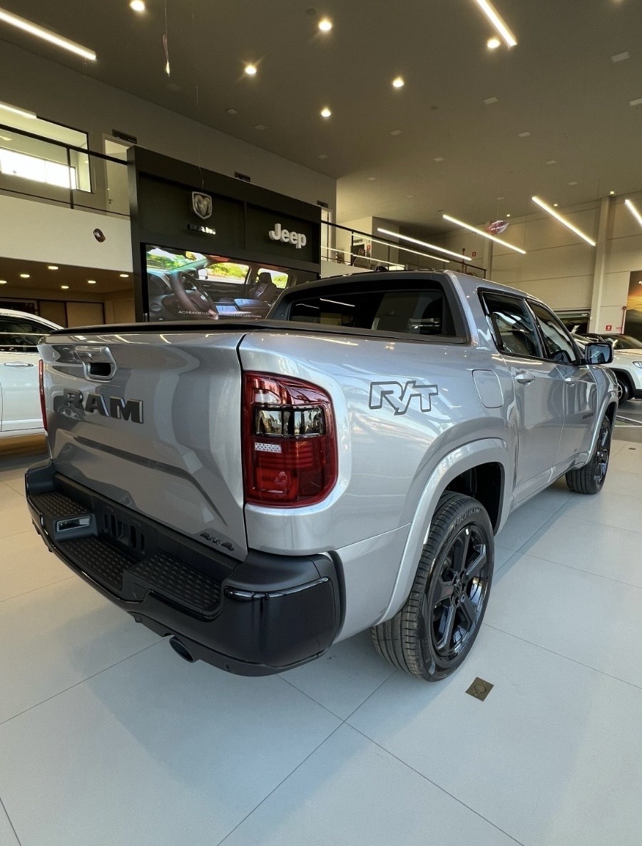 RAMPAGE 2.0 HURRICANE 4 TURBO FLEX R/T 4X4 AUTOMÁTICO3