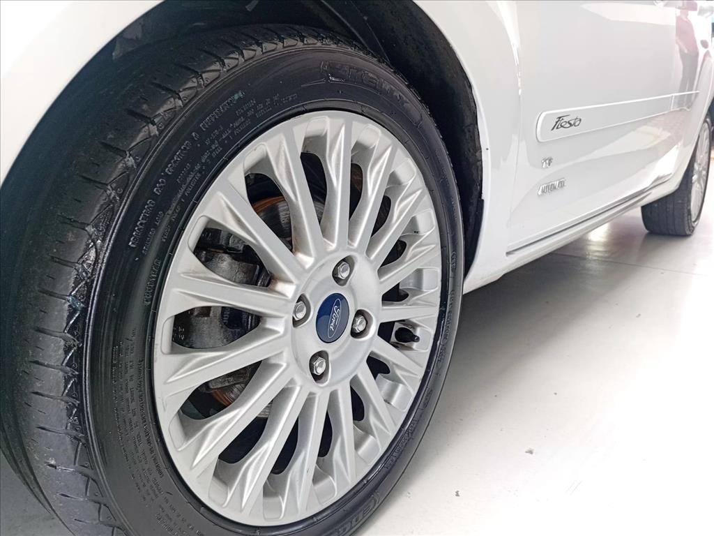 FIESTA 1.6 TITANIUM HATCH 16V FLEX 4P POWERSHIFT14