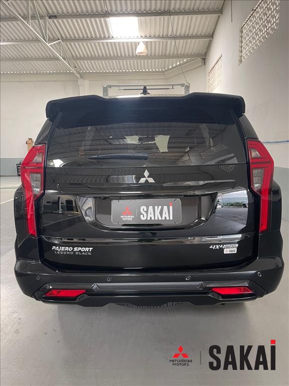 Mitsubishi-PAJERO SPORT-2.4 16V MIVEC TURBO DIESEL LEGEND BLACK AWD AUTOMÁTICO