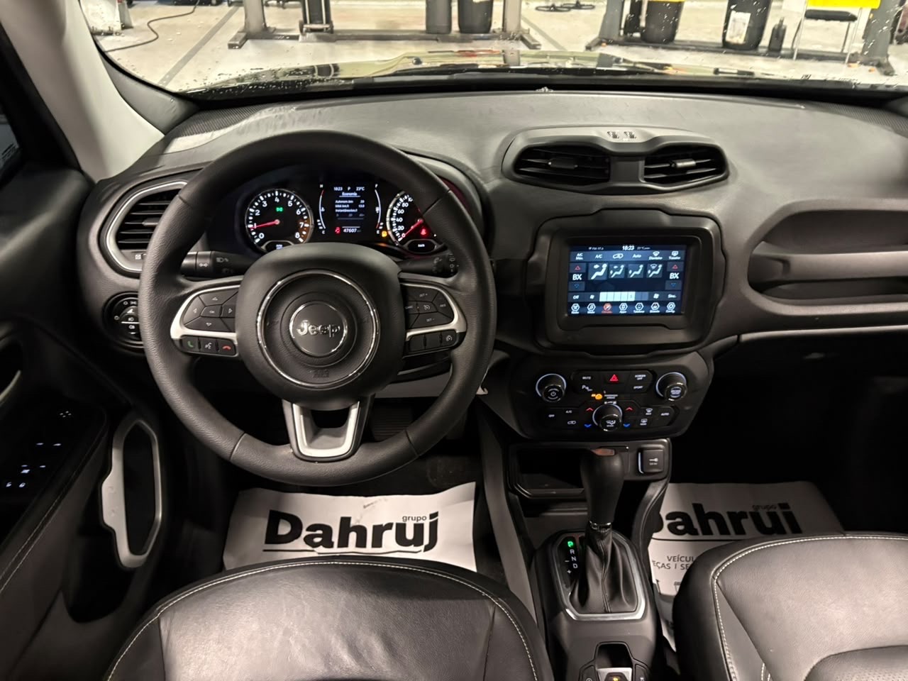 RENEGADE 1.8 16V FLEX SPORT 4P AUTOMÁTICO11