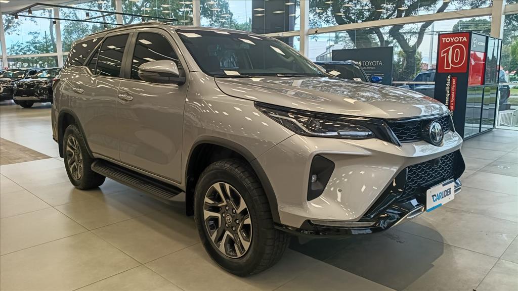 HILUX SW4 2.8 D-4D TURBO DIESEL SRX PLATINUM 7L 4X4 AUTOMÁTICO2