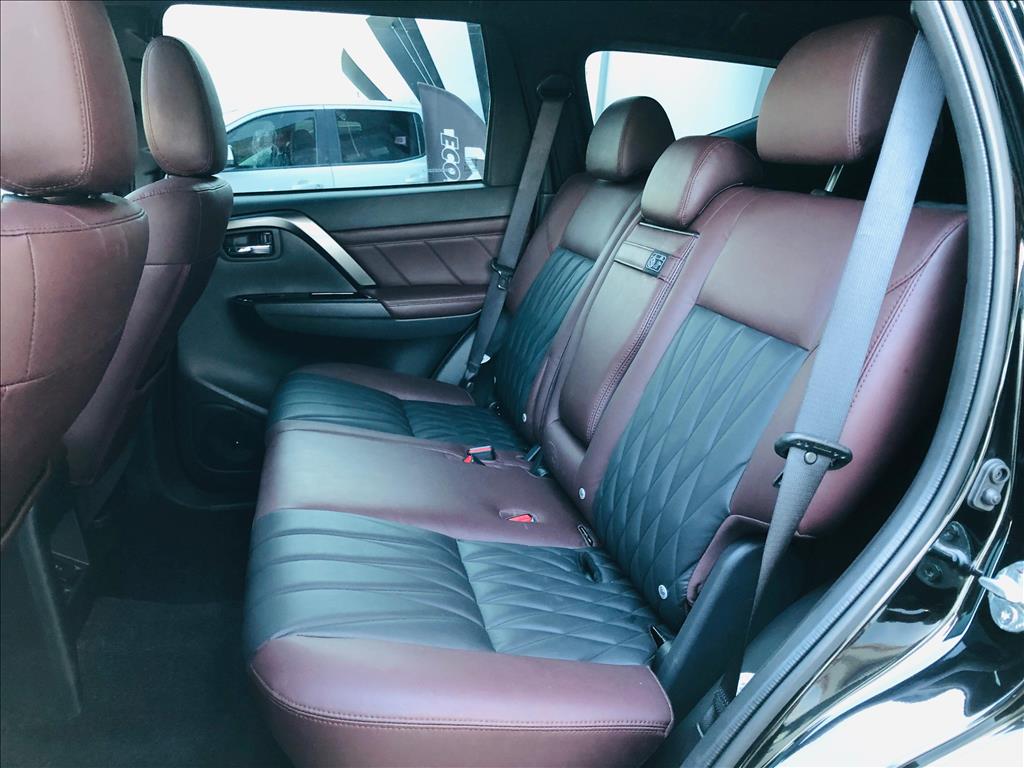 PAJERO SPORT 2.4 16V MIVEC TURBO DIESEL LEGEND BLACK AWD AUTOMÁTICO8