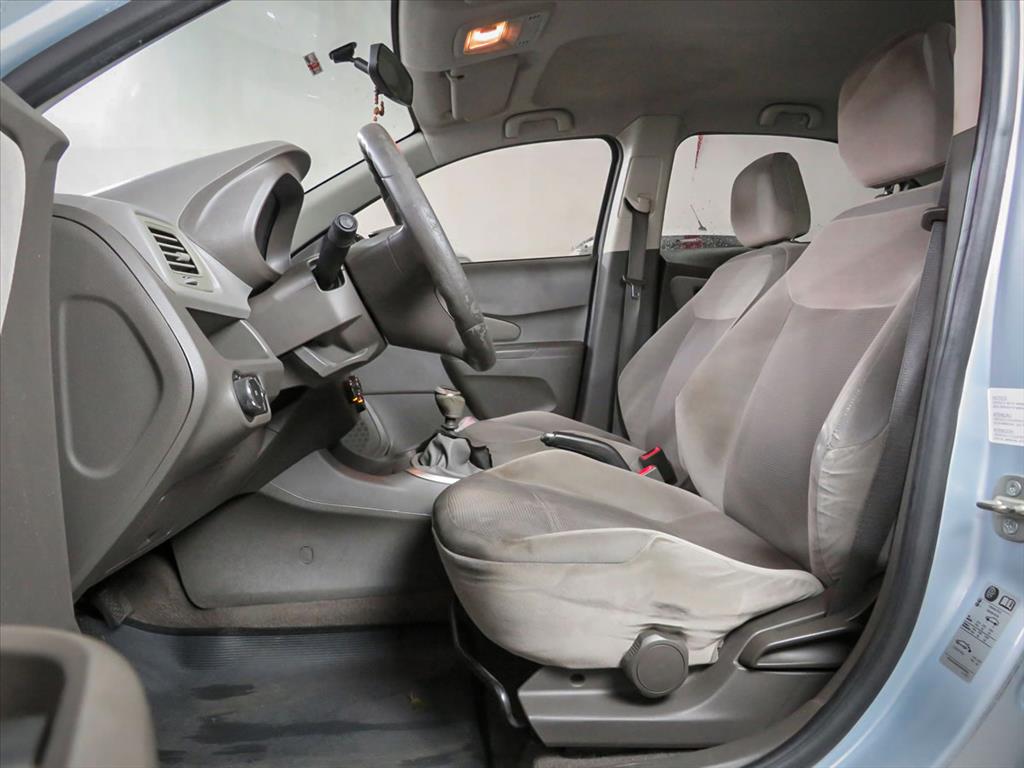 Chevrolet Cobalt - 1.8 MPFI LT 8V FLEX 4P MANUAL