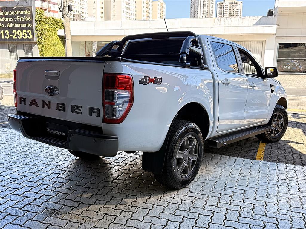 Ford Ranger - 2.2 XLS 4X4 CD 16V DIESEL 4P AUTOMÁTICO