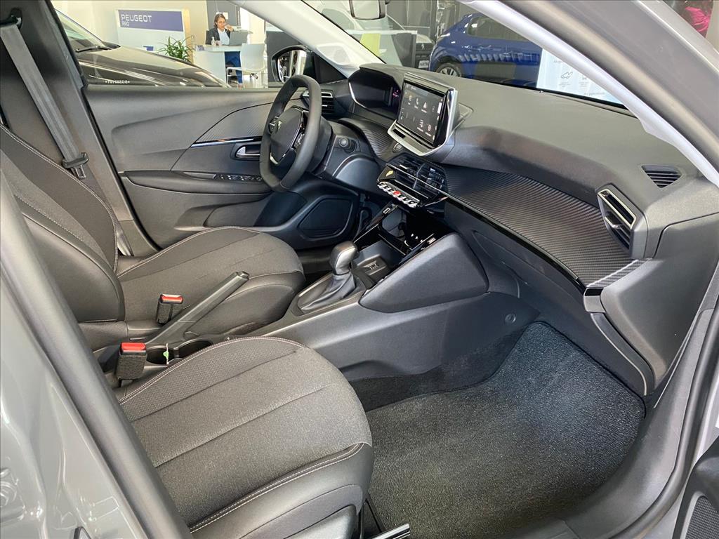 208 1.0 TURBO 200 FLEX ALLURE CVT 208 1.0 TURBO 200 FLEX ALLURE CVT