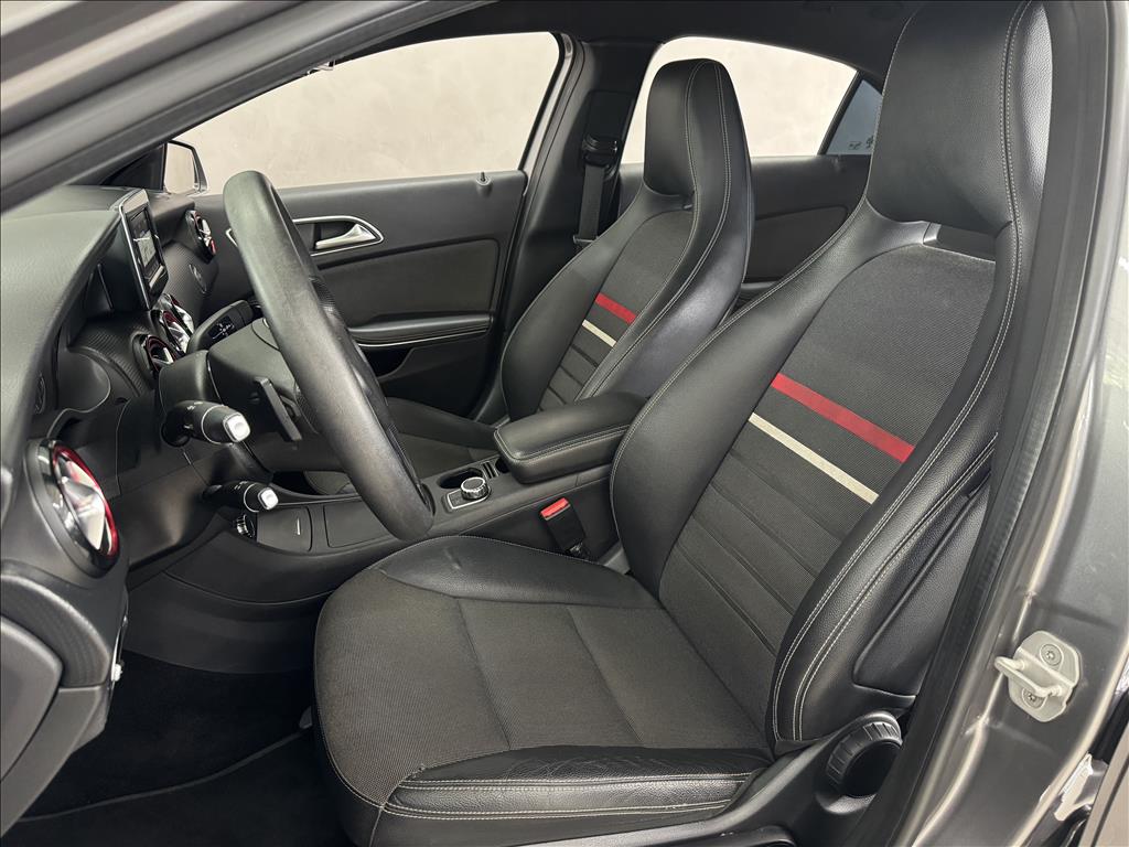 A 200 1.6 TURBO URBAN 16V GASOLINA 4P AUTOMÁTICO3