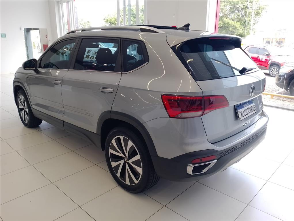 TAOS 1.4 250 TSI TOTAL FLEX HIGHLINE AUTOMÁTICO6