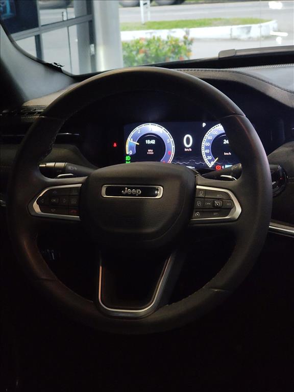 COMMANDER 1.3 T270 TURBO FLEX OVERLAND AT69