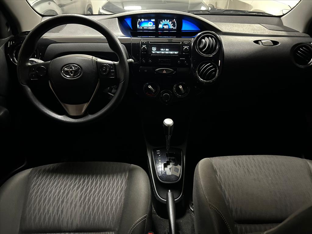 ETIOS 1.5 X PLUS SEDAN 16V FLEX 4P AUTOMÁTICO9