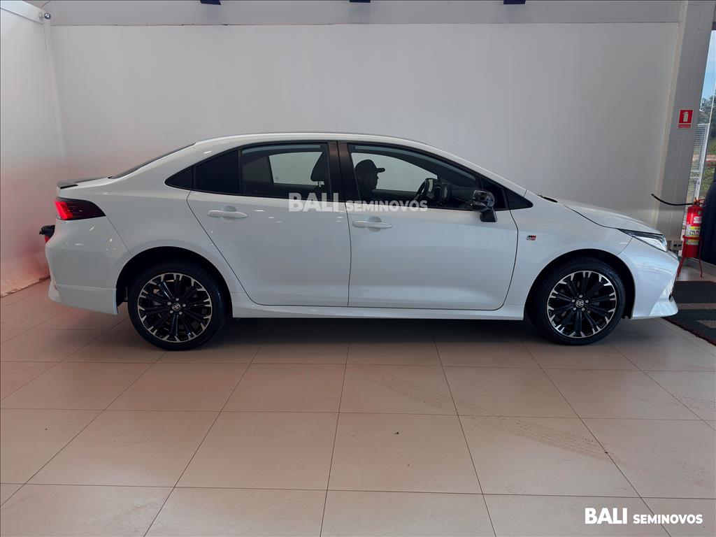 COROLLA 2.0 VVT-IE FLEX GR-S DIRECT SHIFT6