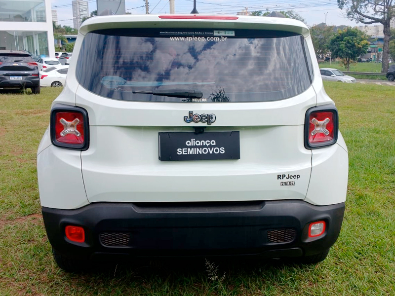 RENEGADE 1.8 16V FLEX 4P AUTOMÁTICO3