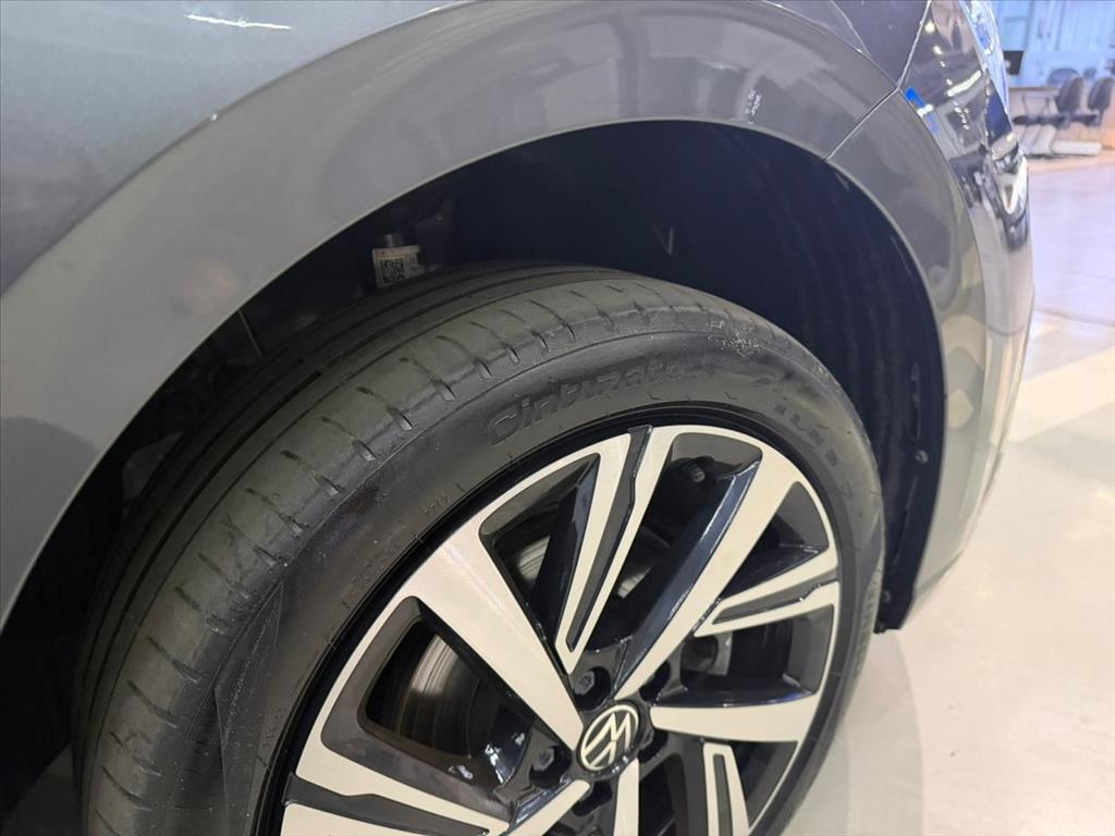 VIRTUS 1.0 200 TSI HIGHLINE AUTOMÁTICO13