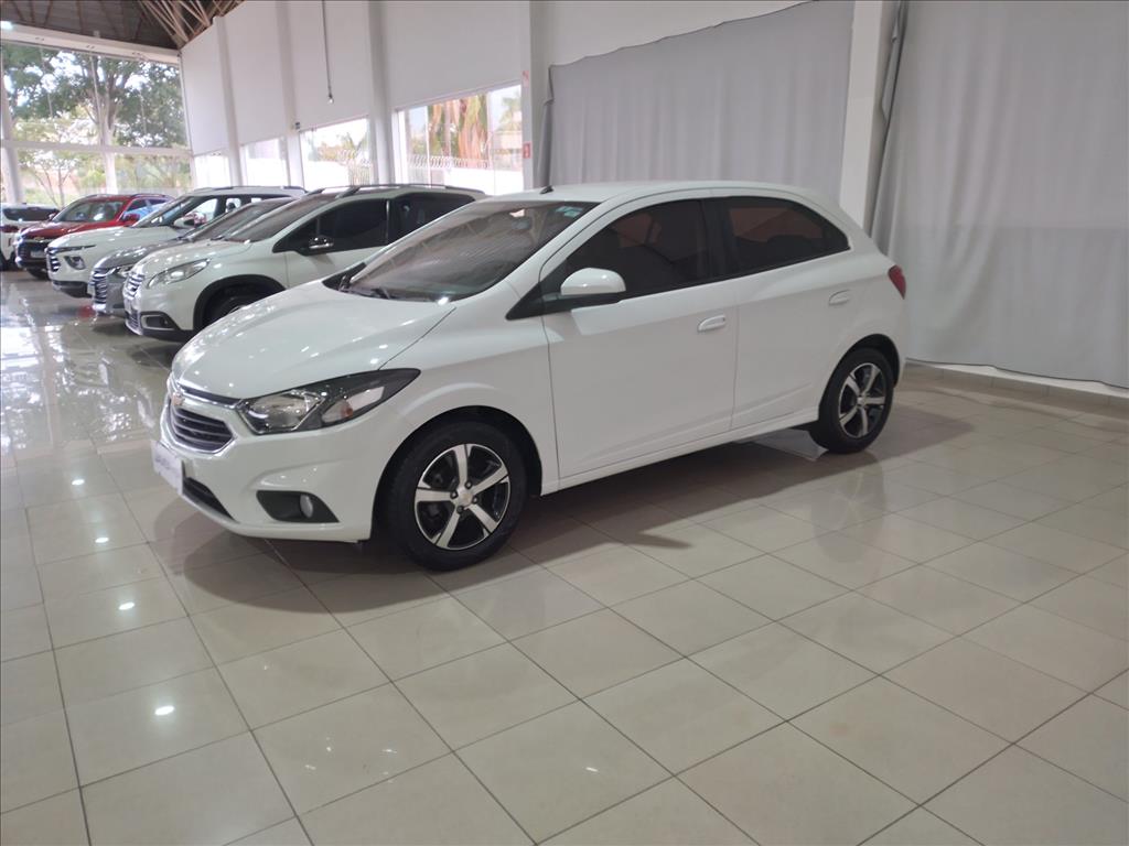 GM - Chevrolet-ONIX-1.4 MPFI LTZ 8V FLEX 4P MANUAL