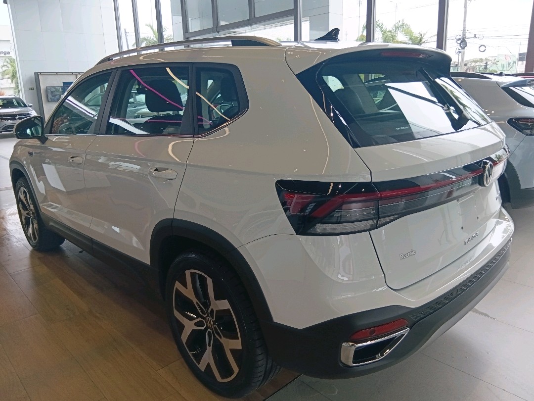 TAOS 1.4 250 TSI TOTAL FLEX HIGHLINE AUTOMÁTICO3